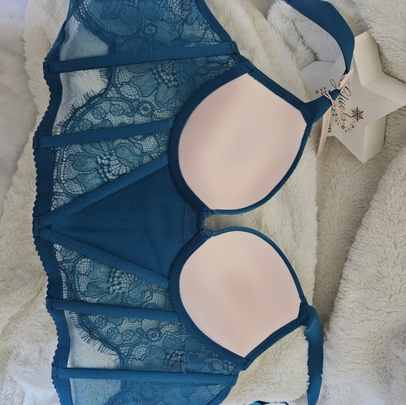 Victoria secret corsett - Picture 6 of 14